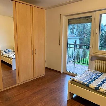Monteur- Und Rheinhausen - Loensweg Apartmán Oberhausen-Rheinhausen