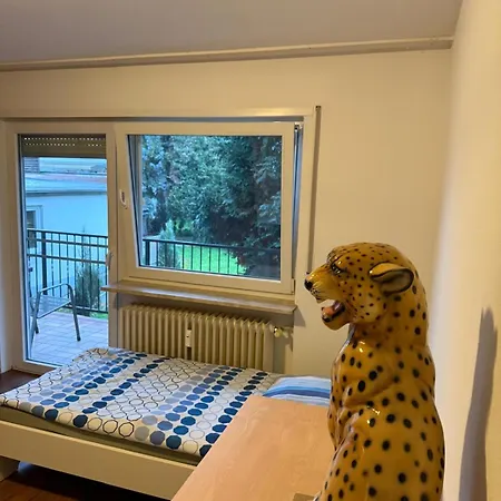 Monteur- Und Rheinhausen - Loensweg