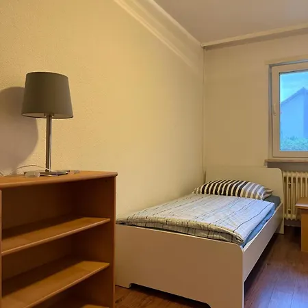 Monteur- Und Rheinhausen - Loensweg Oberhausen-Rheinhausen