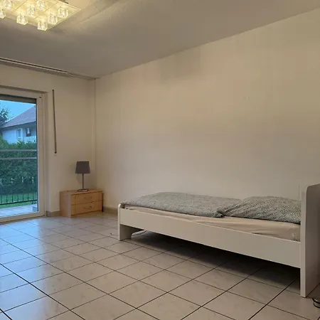 Monteur- Und Rheinhausen - Loensweg *