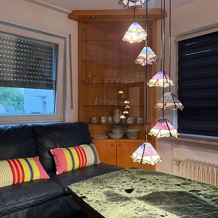 Monteur- Und Rheinhausen - Loensweg *